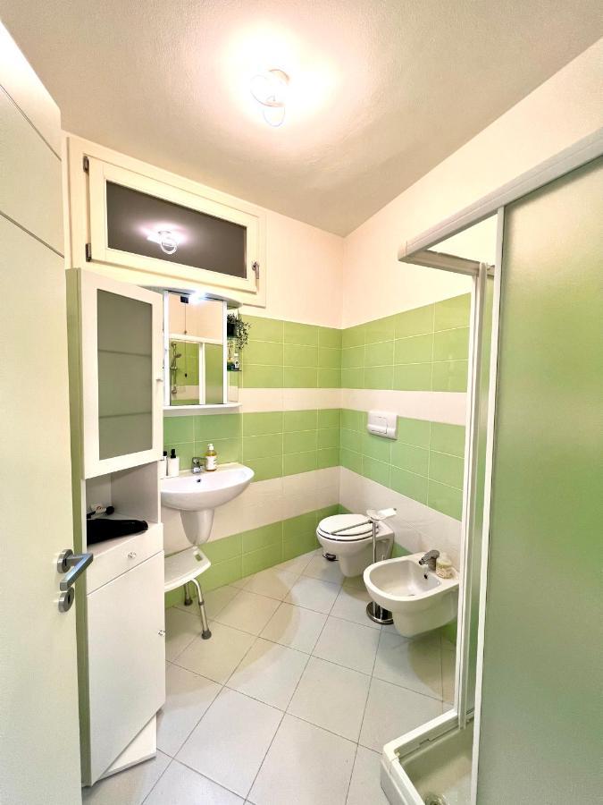 Limone Downtown Apartment ลีโมเนซุลการ์ดา ภายนอก รูปภาพ