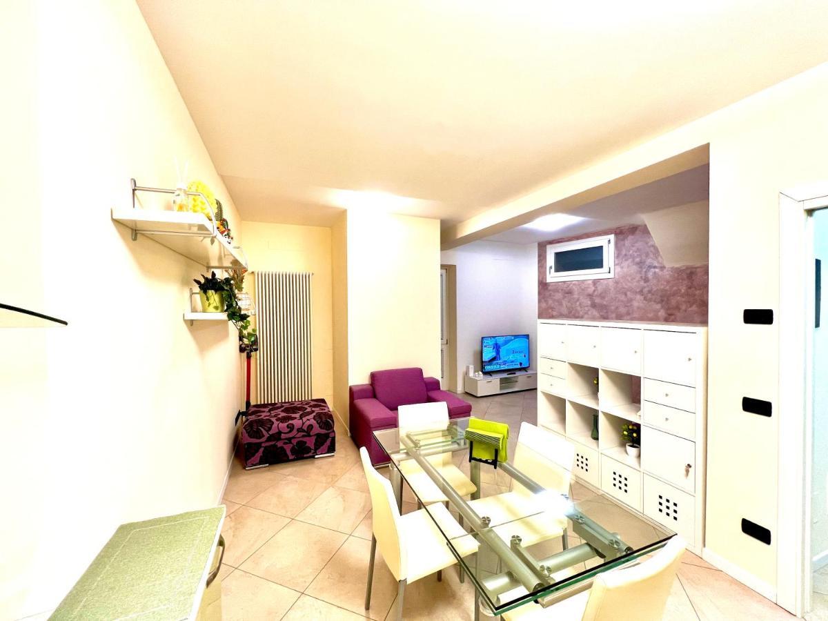 Limone Downtown Apartment ลีโมเนซุลการ์ดา ภายนอก รูปภาพ