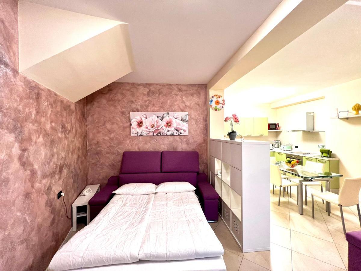 Limone Downtown Apartment ลีโมเนซุลการ์ดา ภายนอก รูปภาพ