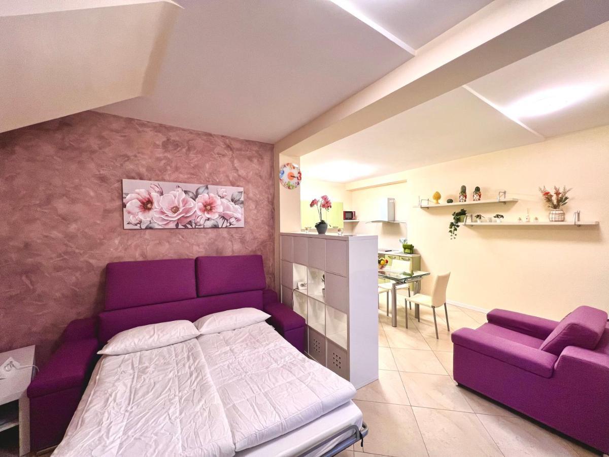 Limone Downtown Apartment ลีโมเนซุลการ์ดา ภายนอก รูปภาพ
